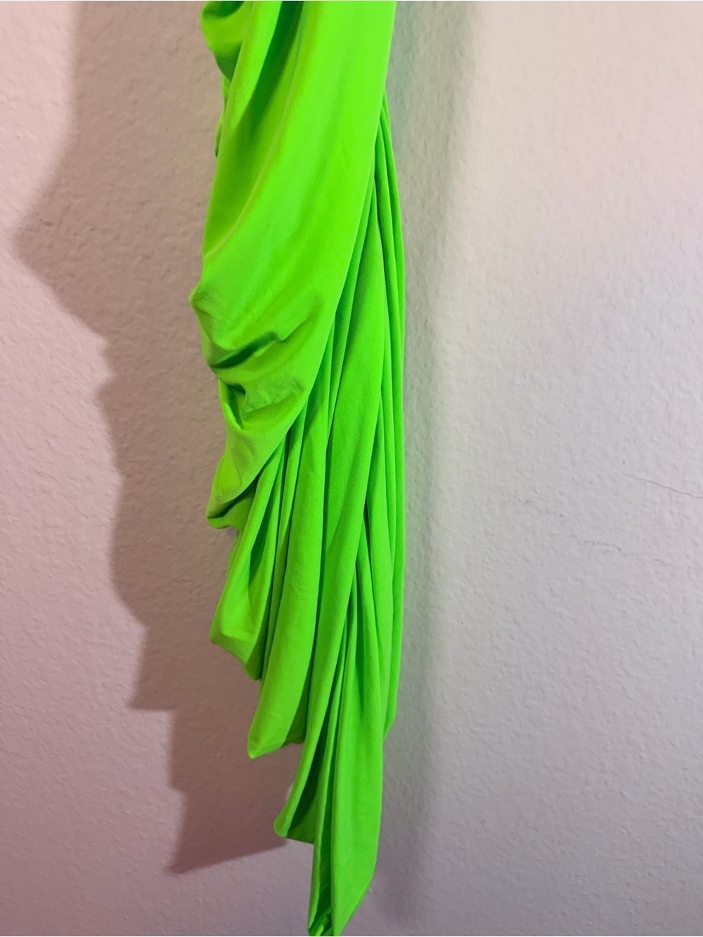 NWT Norma Kamali Diana Dress to Knee Neon Green M Asymmetrical Draped Dress - Picture 4 of 10